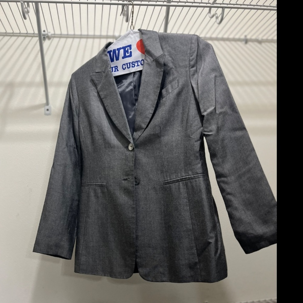 Grey Kasper women’s suite set size 2P